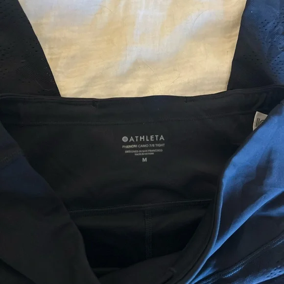 Athleta Phenom Camo 7/8 Tight - Black (Size M) - Picture 4 of 6